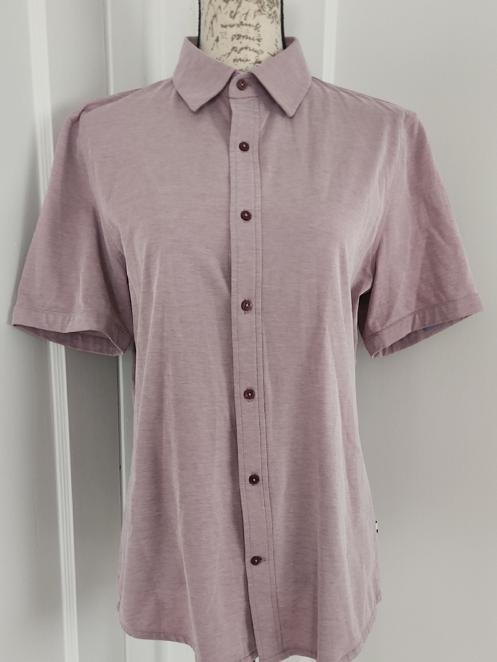 Kit and Ace Short-Sleeve Button-Down Shirt in Lavender